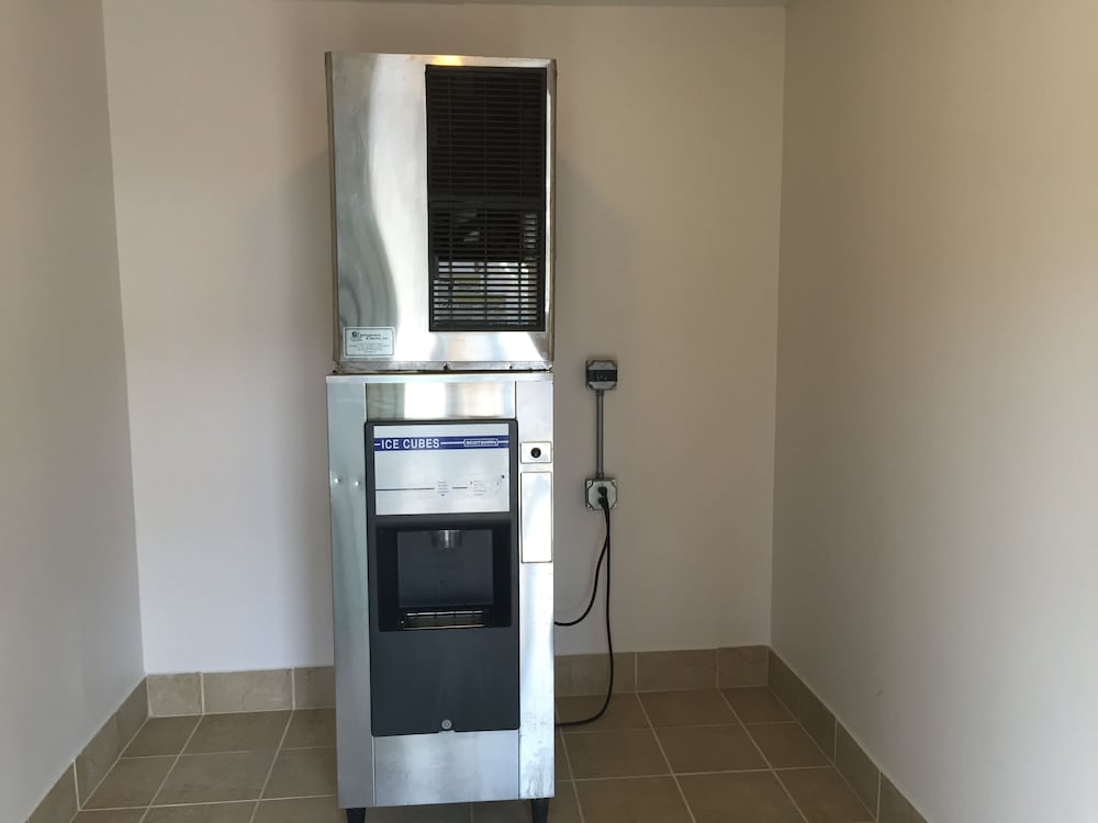 Economy Inn Lafayette - photo 20