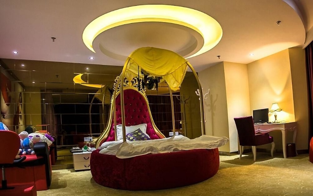 Xinhao Theme Hotel - carbon neutral hotel in Chongqing