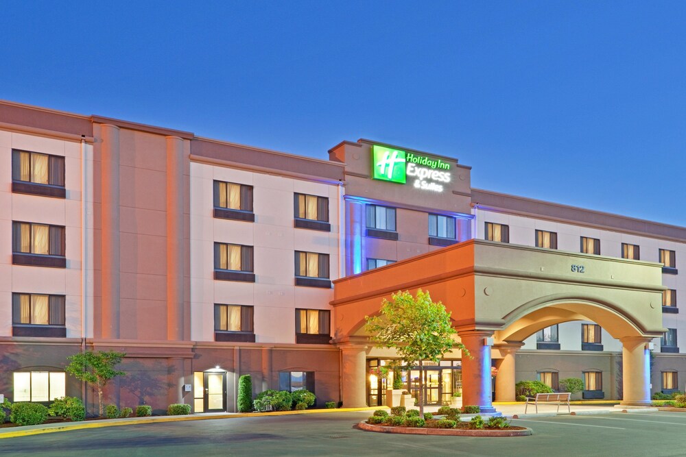 Holiday Inn Express Hotel & Suites Puyallup by IHG — hotel in Puyallup