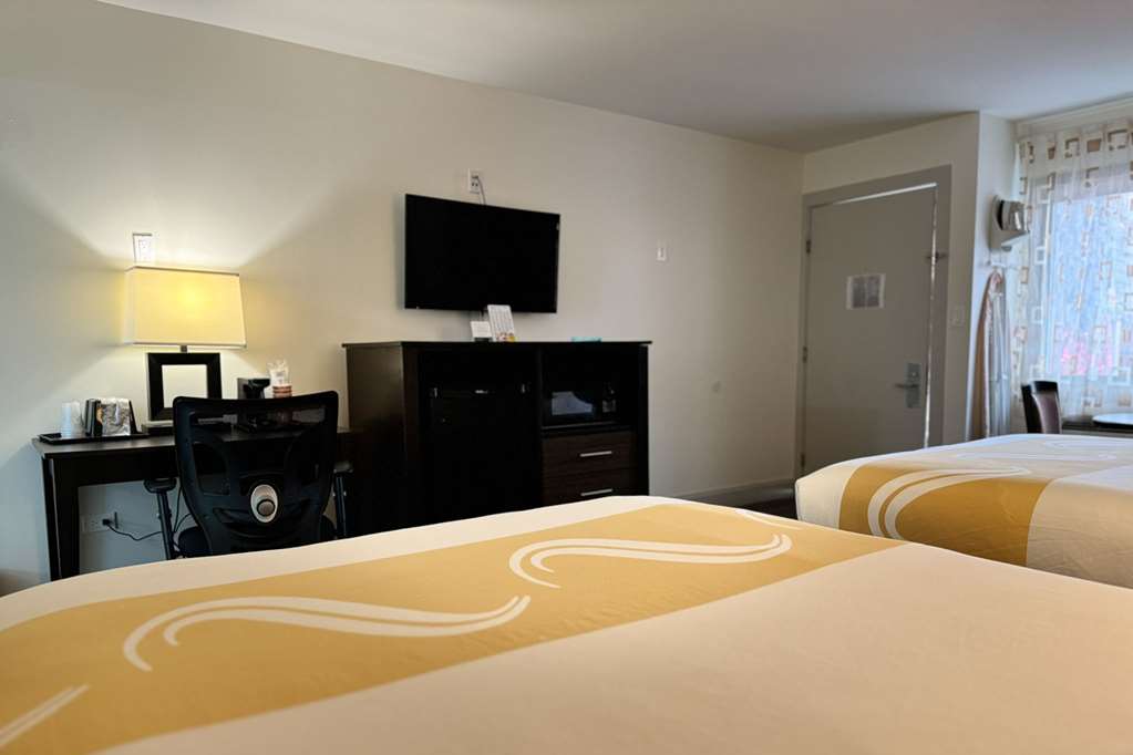 Quality Inn Creekside Downtown Gatlinburg - photo 47