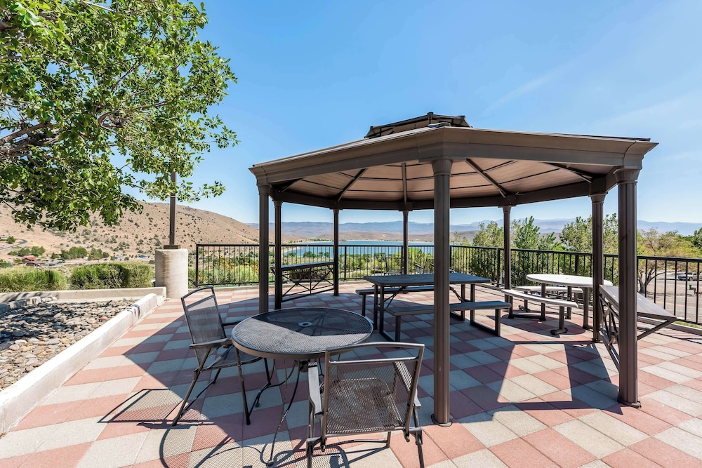 Best Western Topaz Lake Inn - photo 28