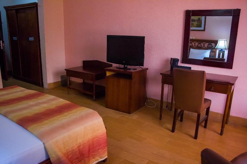 Heritage House Square Hotel