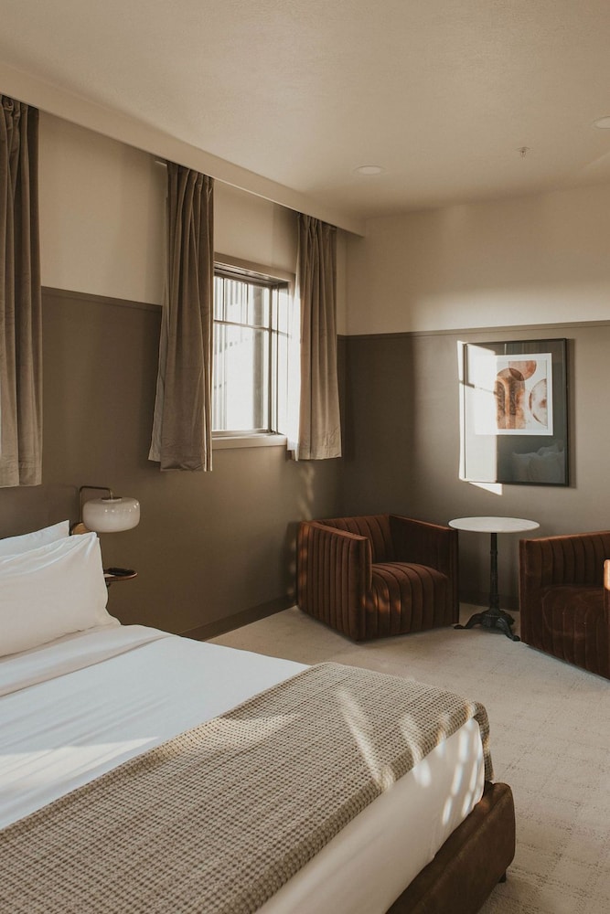 The Atlee Suites - photo 10