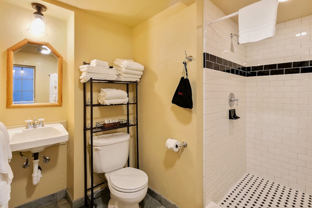 Tamarack Lodge and Resort - photo 30