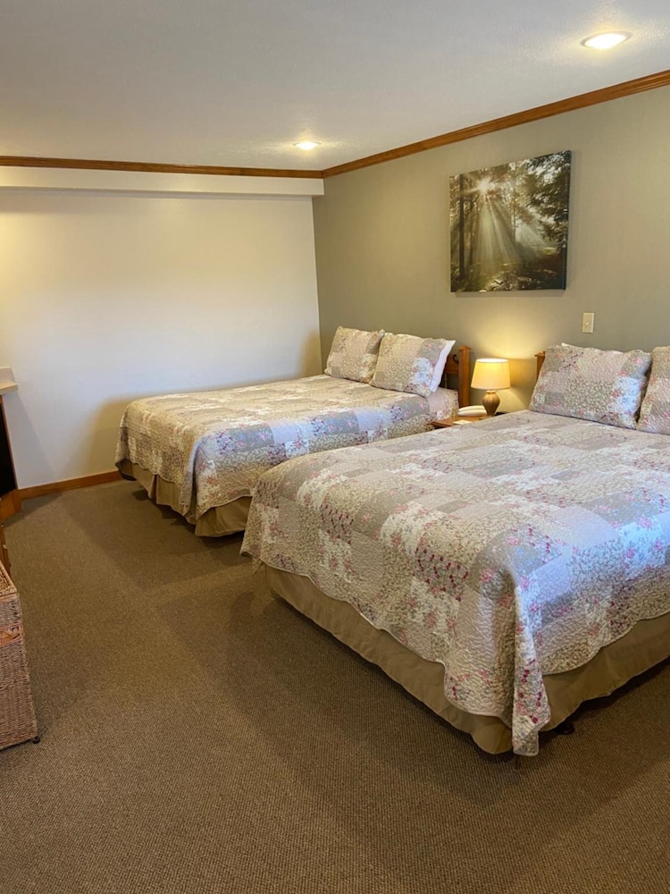 The Garrett Inn - photo 26