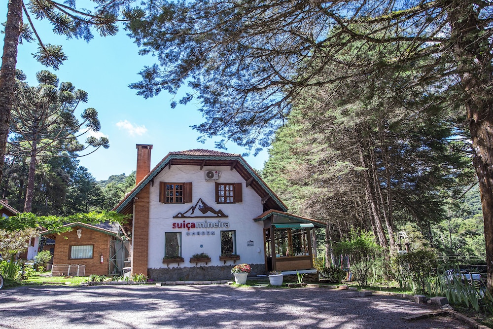 Pousada Suica Mineira Garden in Camanducaia, Brasil
