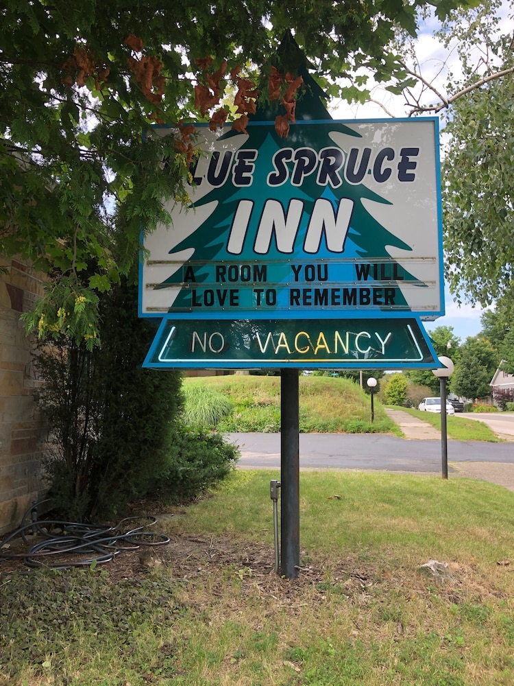 Ludington Blue Spruce Inn in Ludington, United States