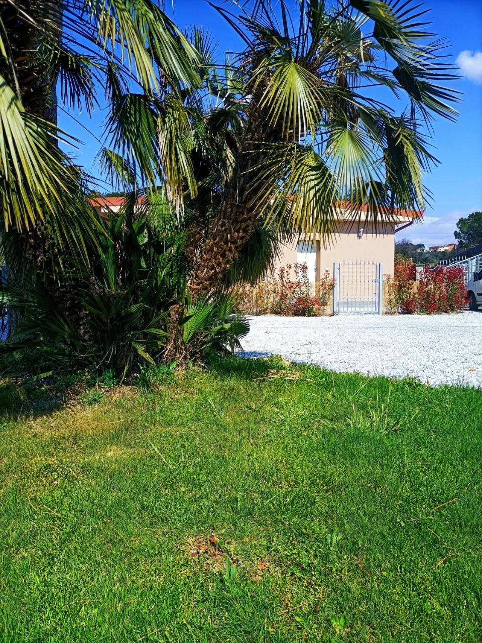 Il Tarassaco exclusive pool — hotel in Santa Maria A Monte