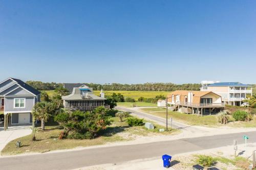 The Treasure Chest by Oak Island Accommodations - photo 25