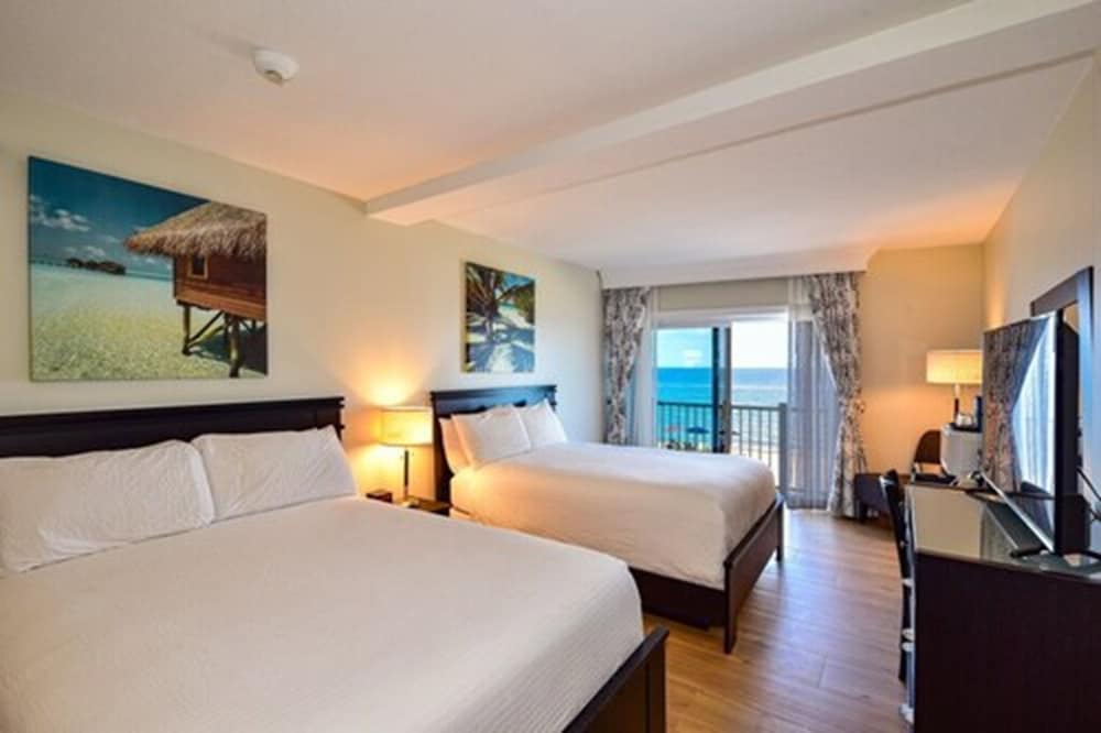Sun Tower Hotel & Suites on the Beach - photo 8
