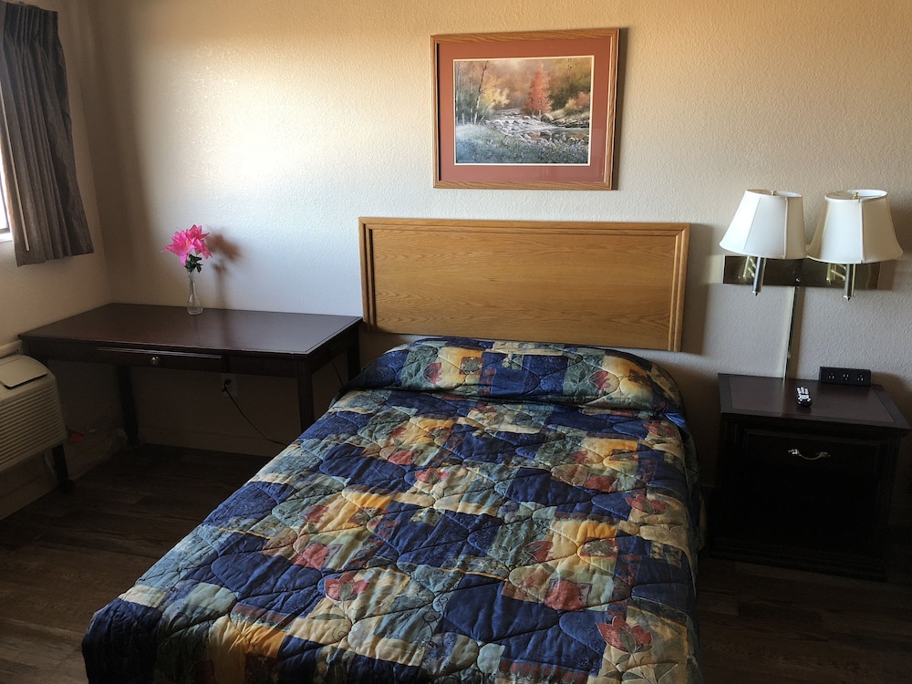Rosener's Inn and banquet center - photo 5