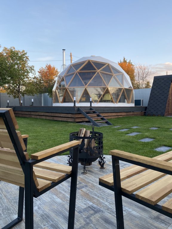 Glamping - carbon neutral hotel in Samara