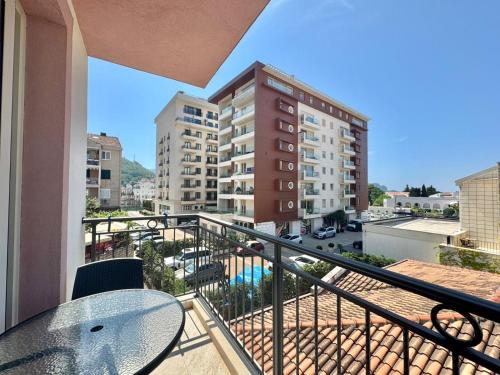 Villa Ines — 4-Star Luxury Hotel in Budva, Montenegro