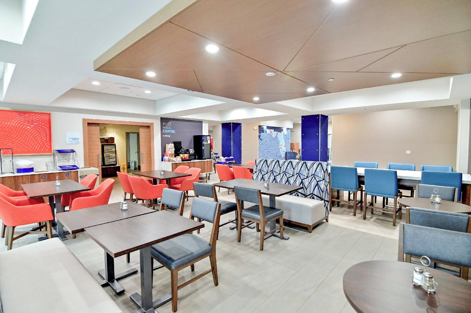 Holiday Inn Express & Suites Palm Coast I 95 - photo 19