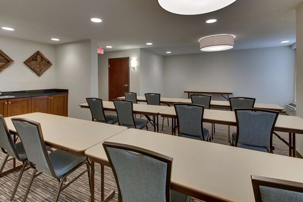 Pear Tree Inn St. Louis Airport - photo 36