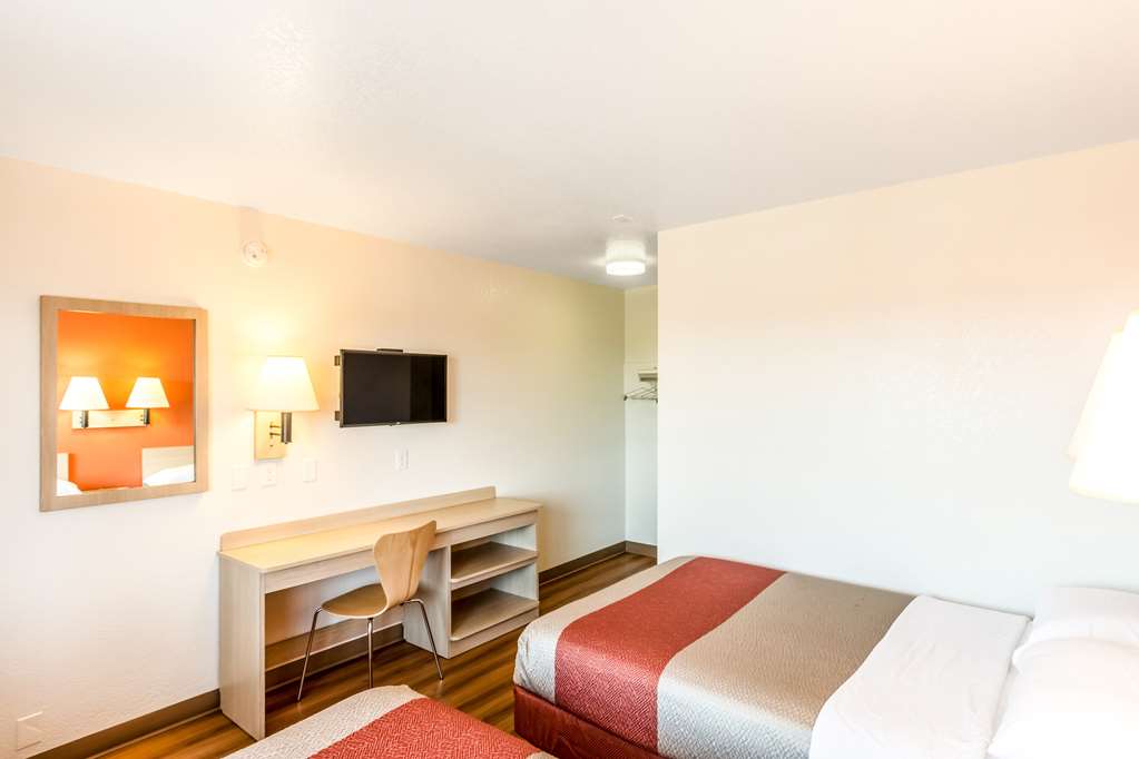 Motel 6 Redding CA Central - photo 19