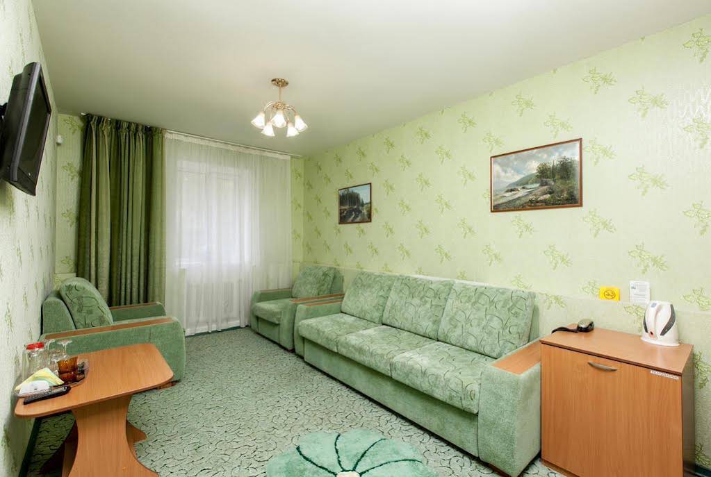 7 Kholmov Hotel in Kirov, Russia