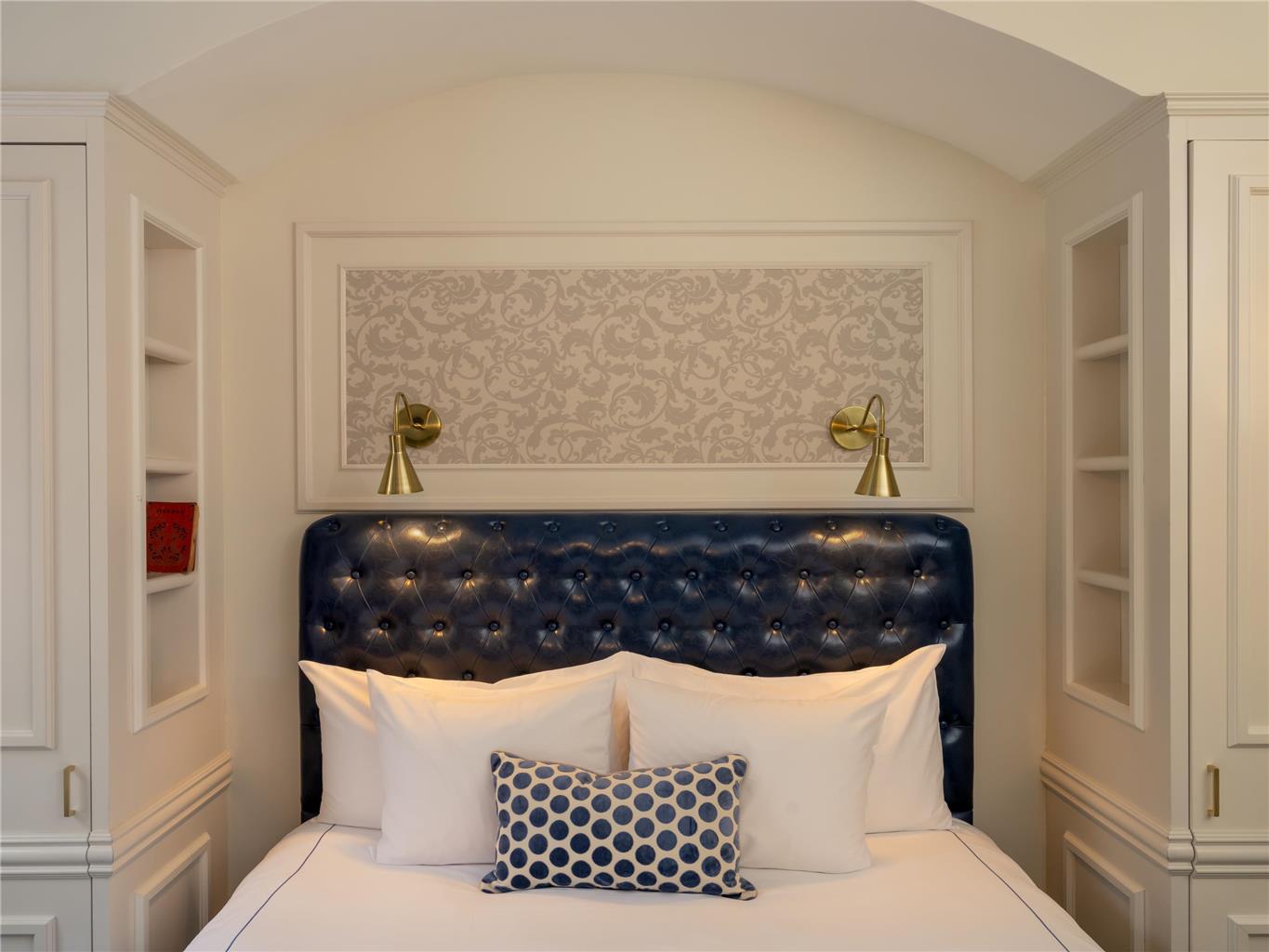 The Adelphi Hotel - photo 98