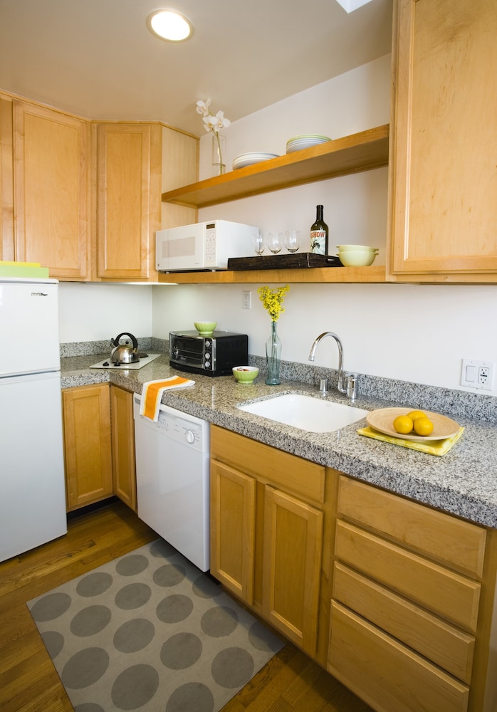 Venice Suites - photo 27
