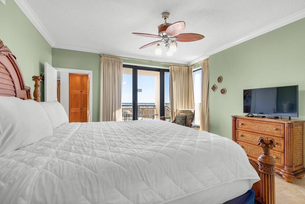 Navarre Towers 104 in Navarre, United States