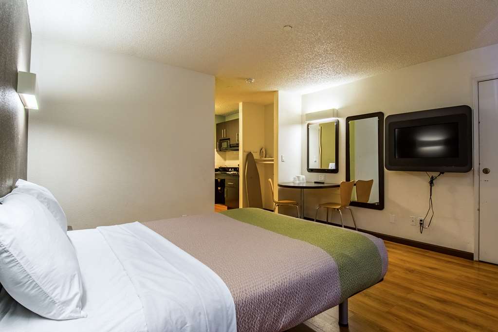 Studio6 Cypress CA - photo 15