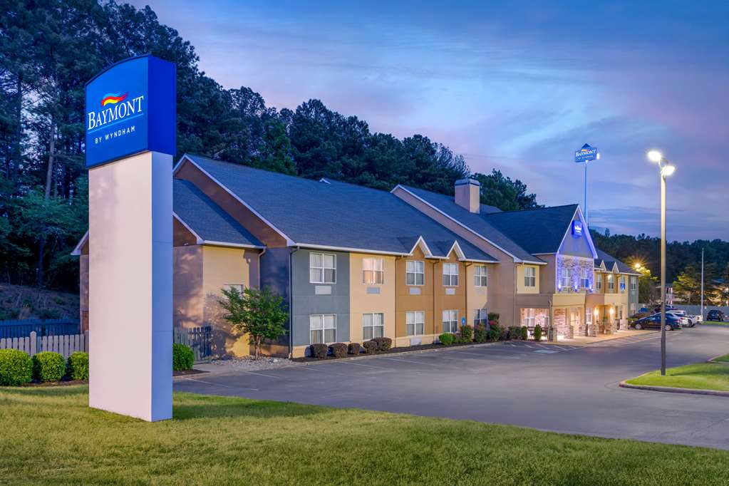 Baymont By Wyndham Kennesaw — Kennesaw