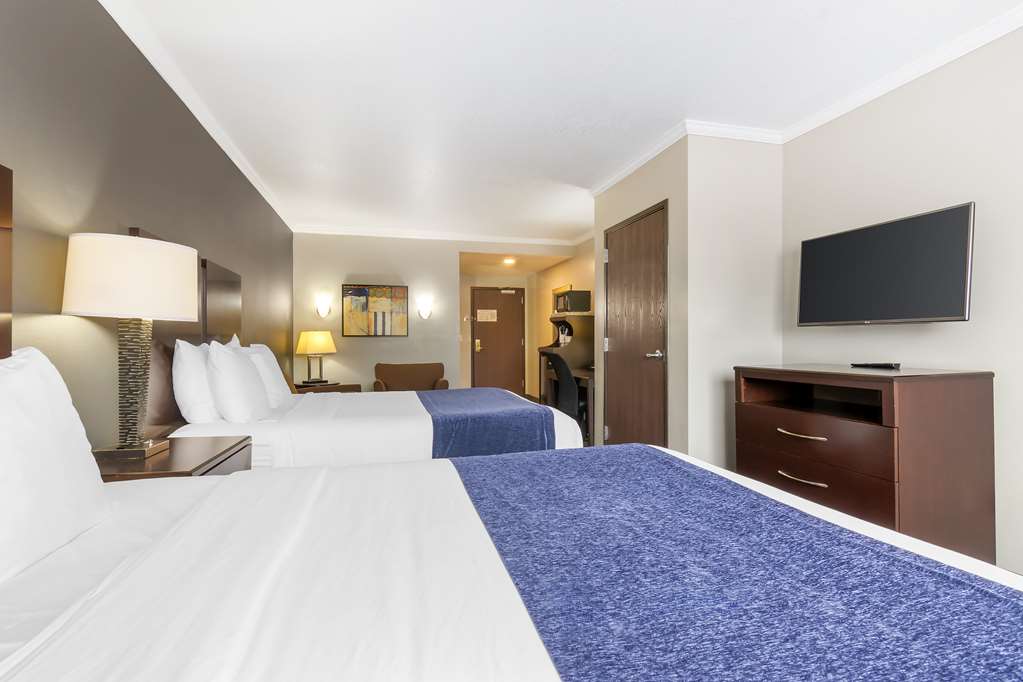 Best Western Plus Olathe Hotel - photo 3
