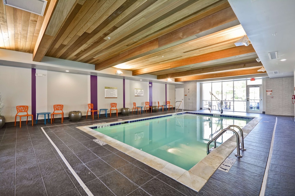 Home2 Suites by Hilton Blue Ash Cincinnati - photo 17