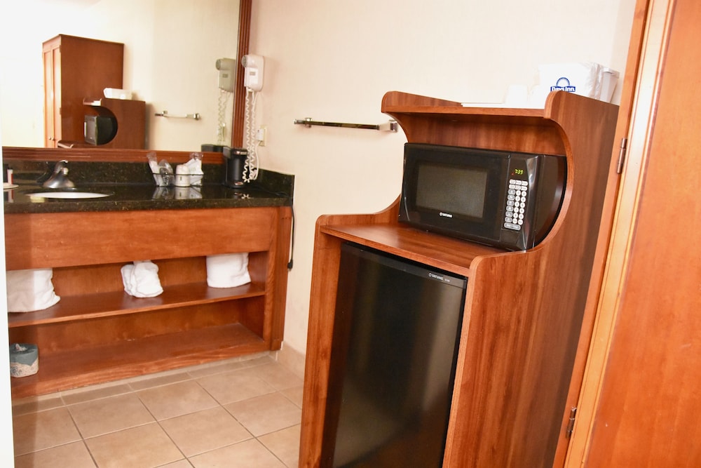 Days Inn by Wyndham Las Cruces - photo 14