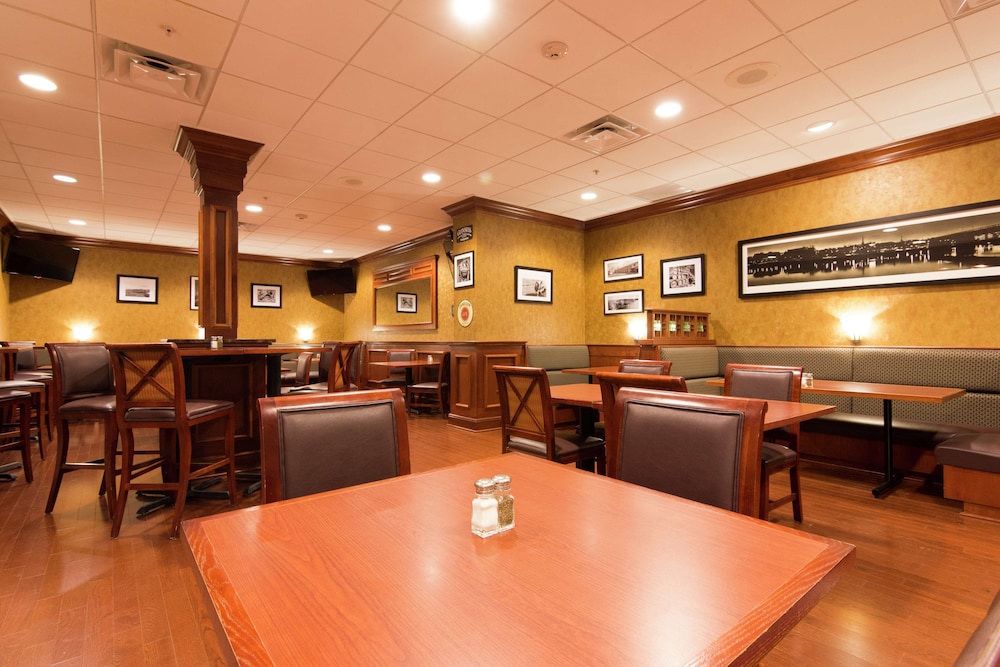 Hilton Garden Inn Bangor - photo 55