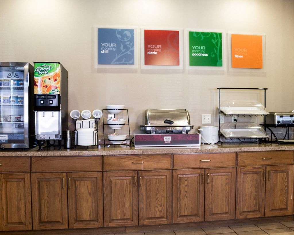 Comfort Inn Jamestown South - photo 25