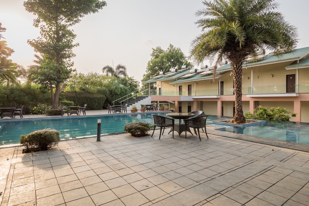 E&G Green Valley Spa Resort in Nashik, India