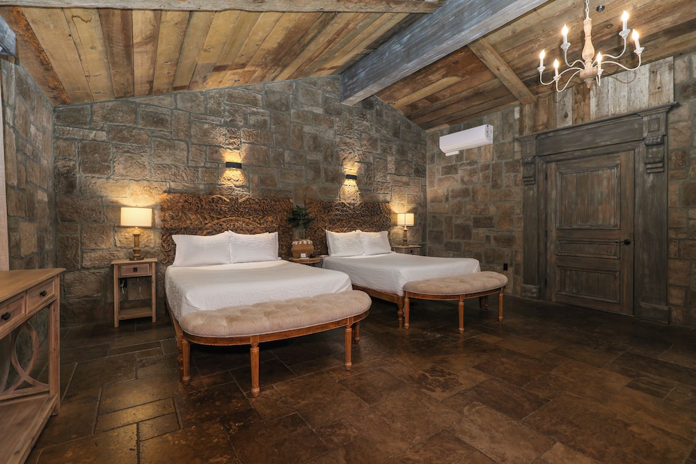 The Inn at Zaca Creek - photo 18