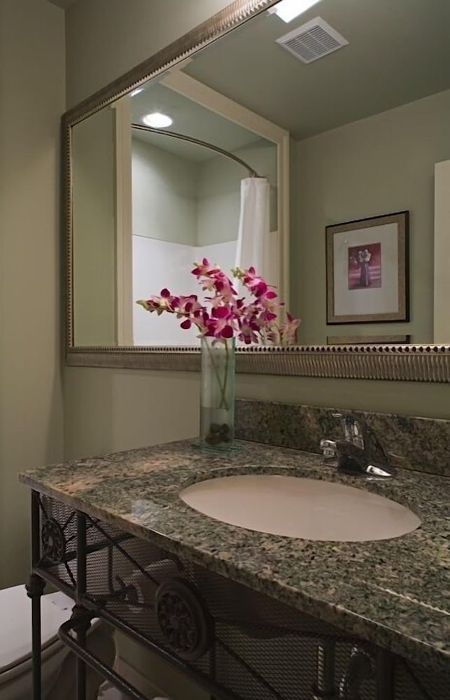 Blue Bay Inn - photo 28