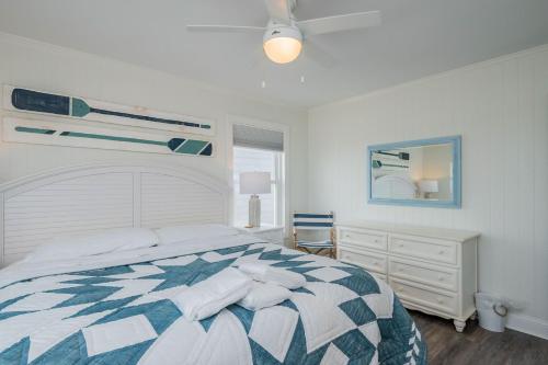 Dunes by Oak Island Accommodations - photo 7