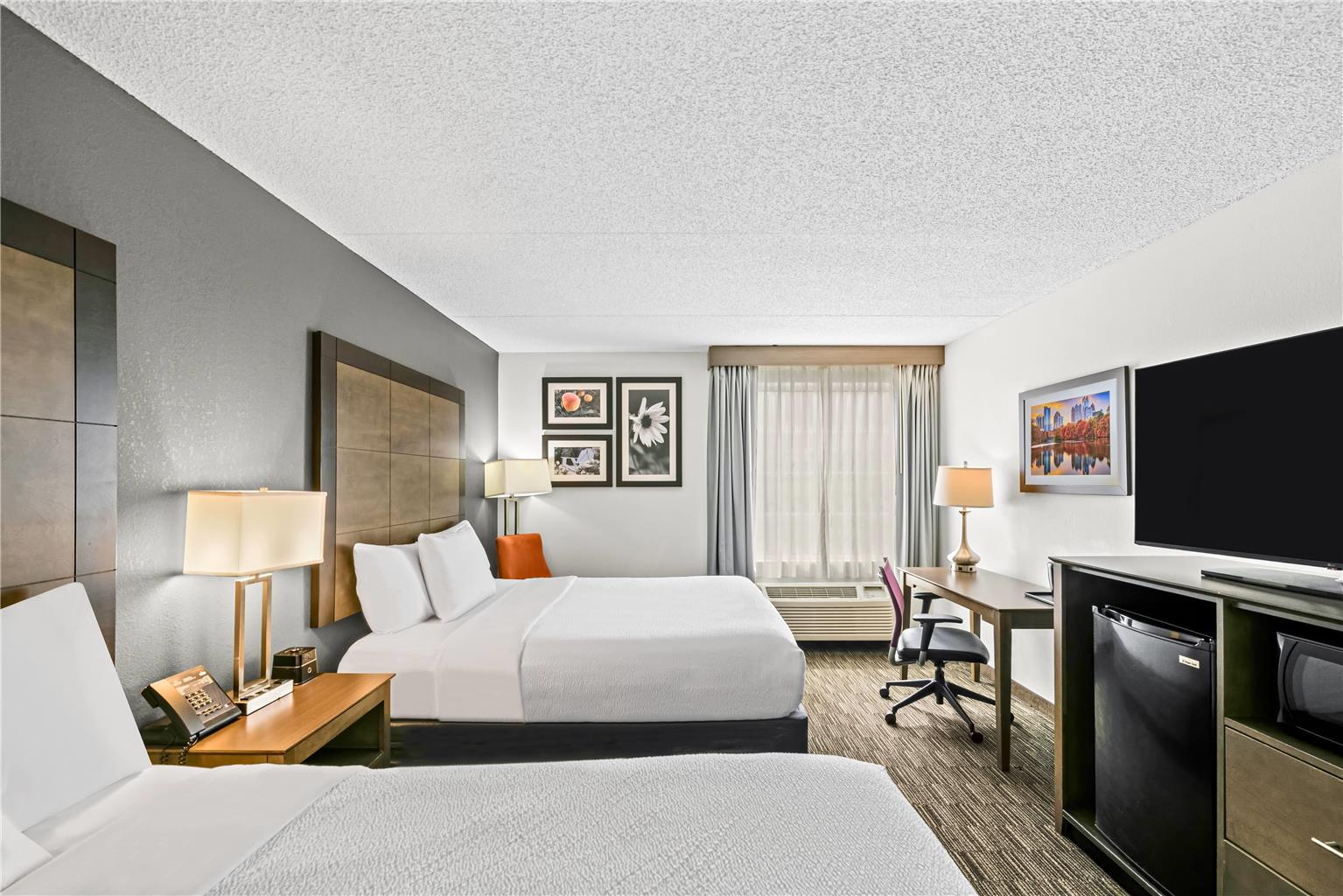 La Quinta Inn & Suites by Wyndham Atlanta Douglasville - photo 21
