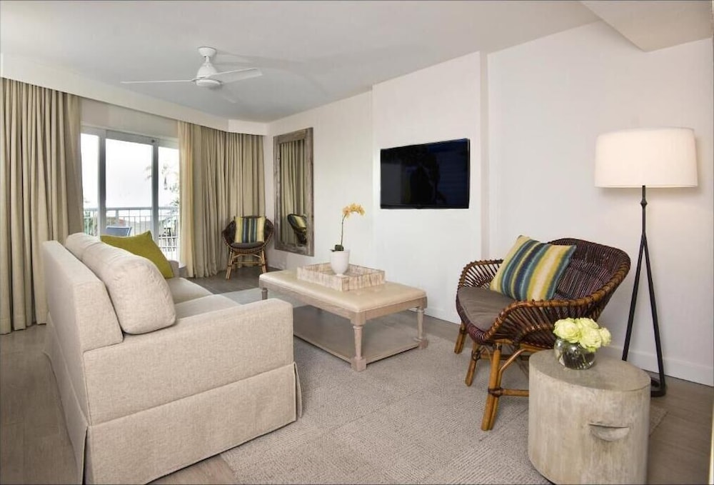 Beach House Suites by the Don CeSar - photo 13