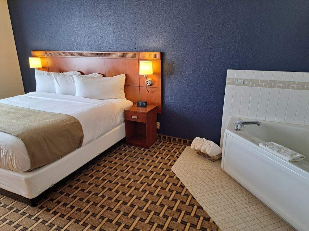 Crossroads Hotel - photo 17