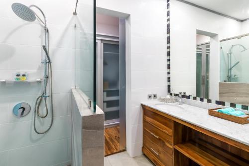 Villa Selaras — 4-Star Luxury Hotel in Denpasar, Indonesia