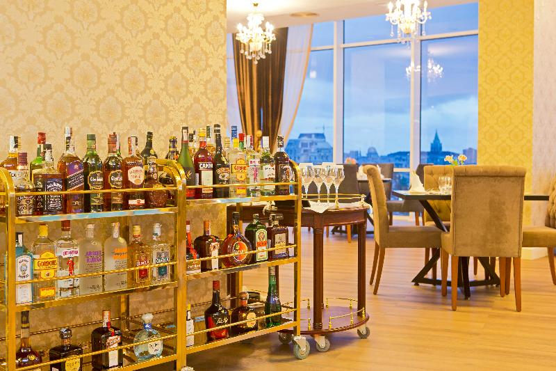 מזון ומשקאות