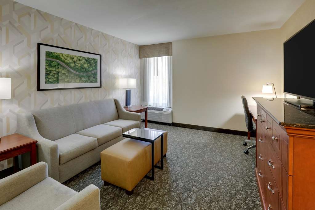 Drury Inn & Suites Charlotte University Place - photo 22