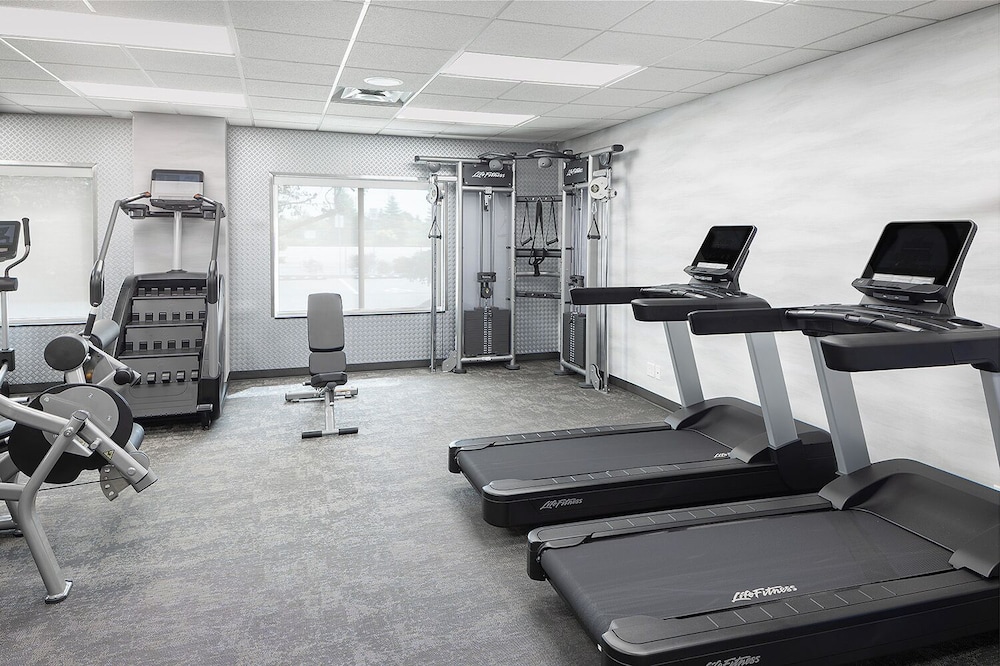 Fairfield Inn & Suites by Marriott Buffalo Airport - photo 23