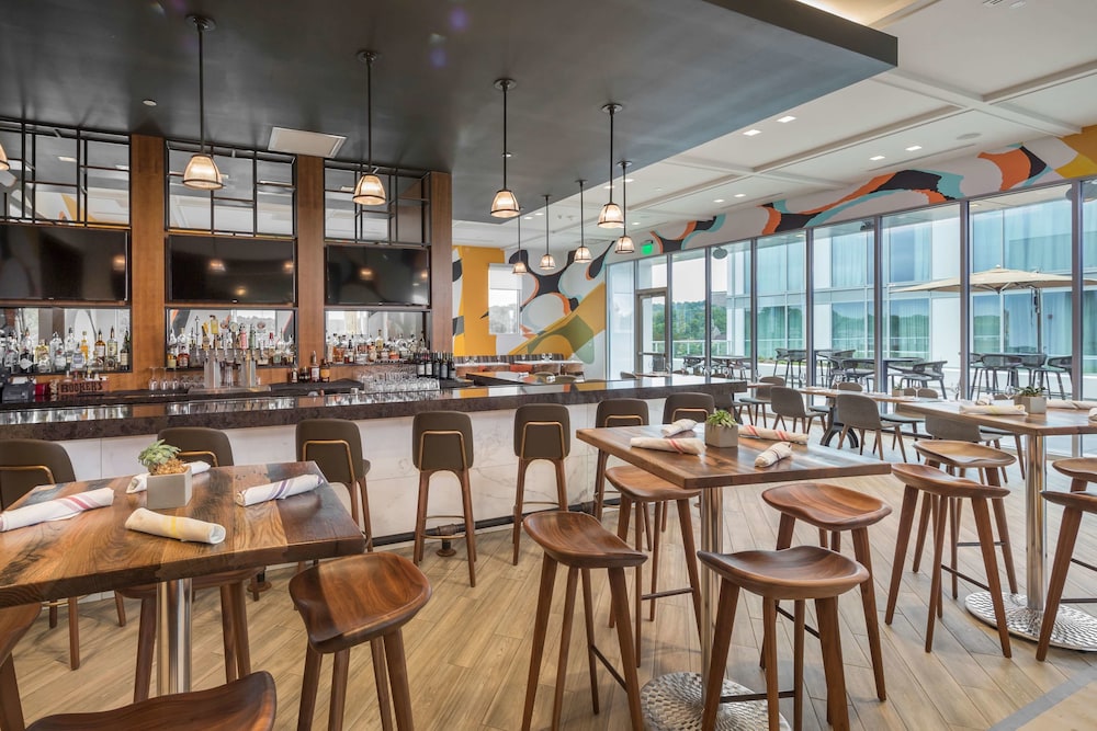 The Summit Hotel - photo 64