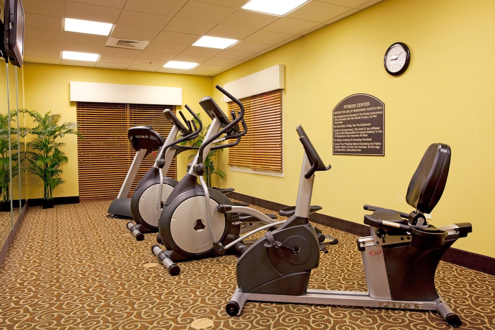Holiday Inn Express & Suites Chaffee Jacksonville West by IHG - photo 18
