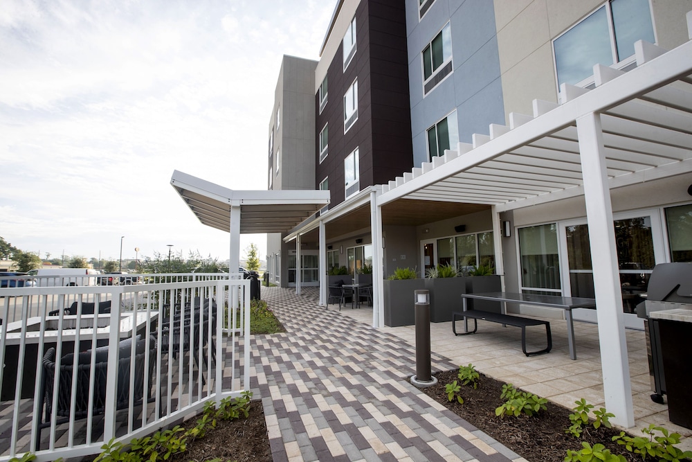 TownePlace Suites by Marriott Conroe - photo 39