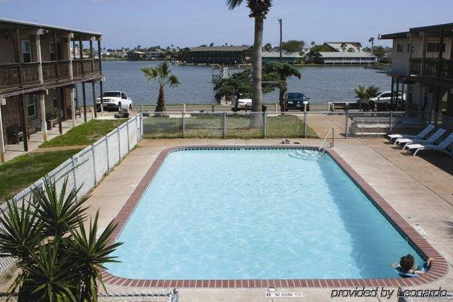 Surfside Inn Suites - photo 3