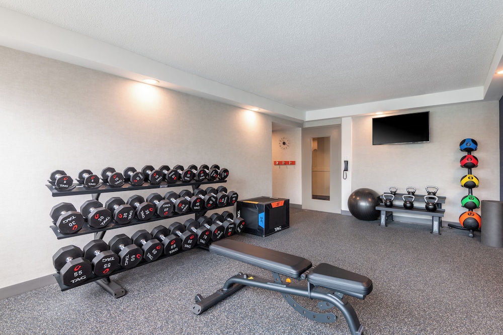 Hampton Inn by Hilton Manchester - photo 39