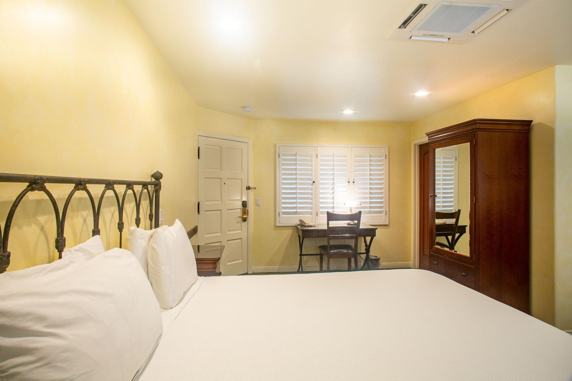 Castillo Inn at the Beach - photo 19