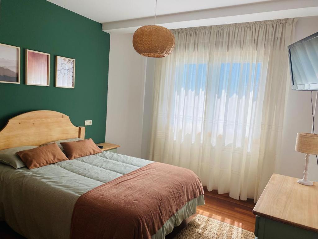 Tu Hogar En El Corazon de O Salnes — hotel in Meano