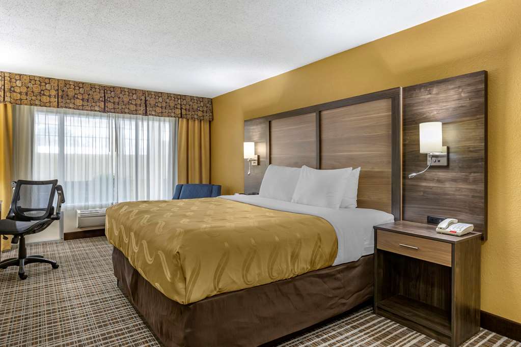 Quality Inn & Suites Greensboro High Point - photo 9